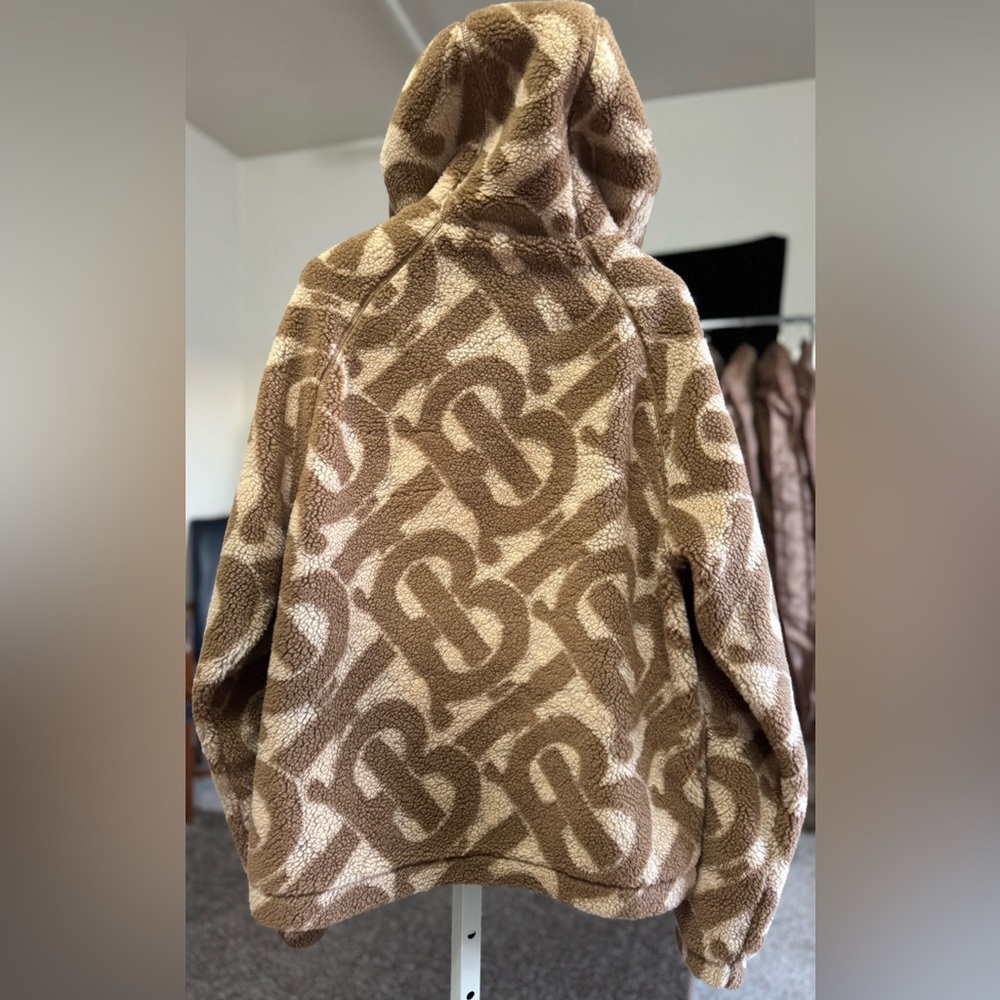 BURBERRY zip up sweater jacket - Picture 2 of 11